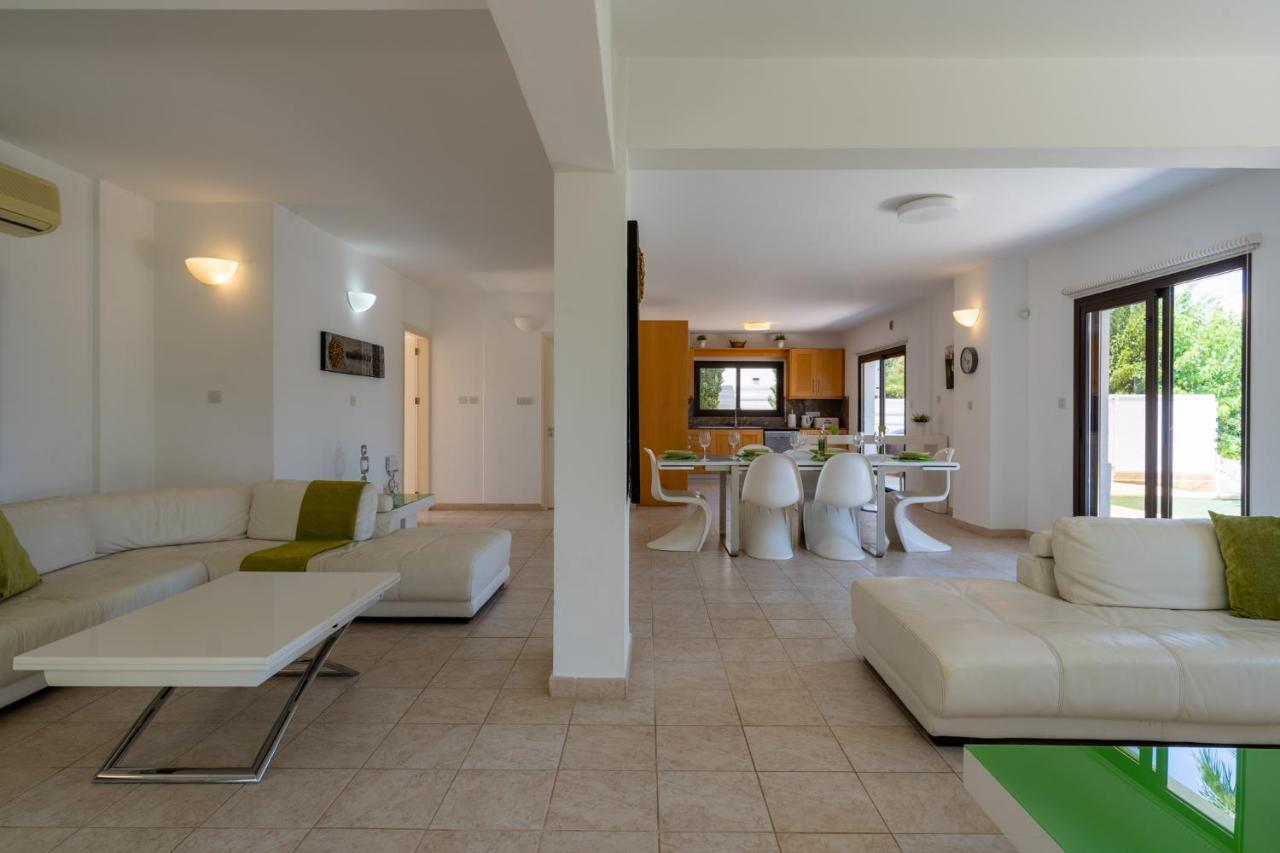 Lime 3-Bedroom Villa In Protaras Buitenkant foto