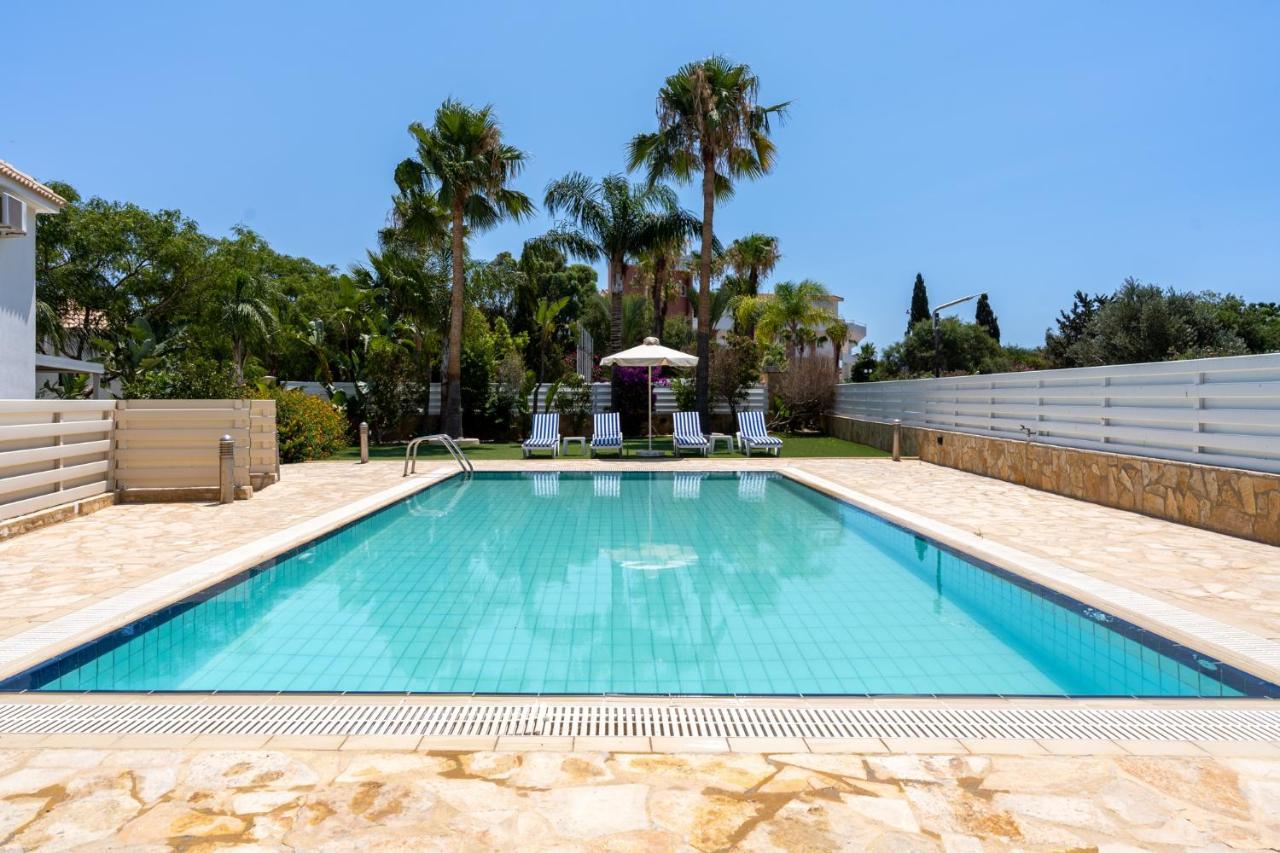 Lime 3-Bedroom Villa In Protaras Buitenkant foto